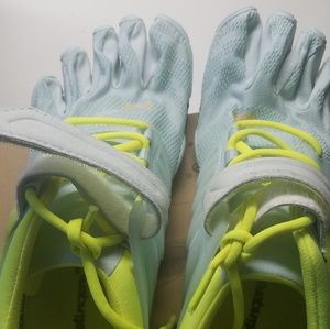 vibram fivefinger shoes